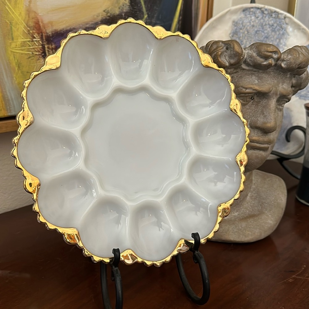 Anchor Hocking Vintage Milk Glass Deviled Eggs
Serving Platter Gold Trimmed